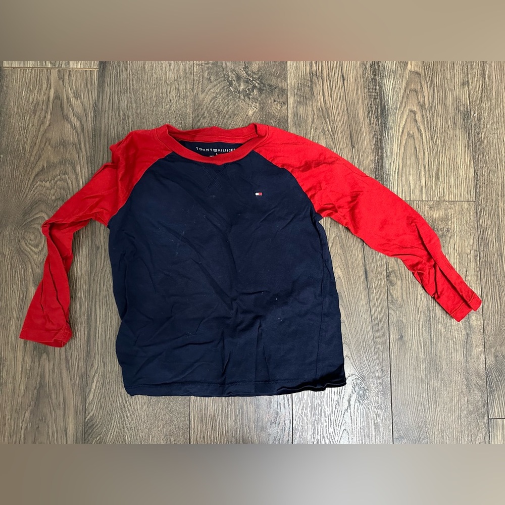 Boys Tommy Hilfiger navy and red shirt size 6 worn once.
